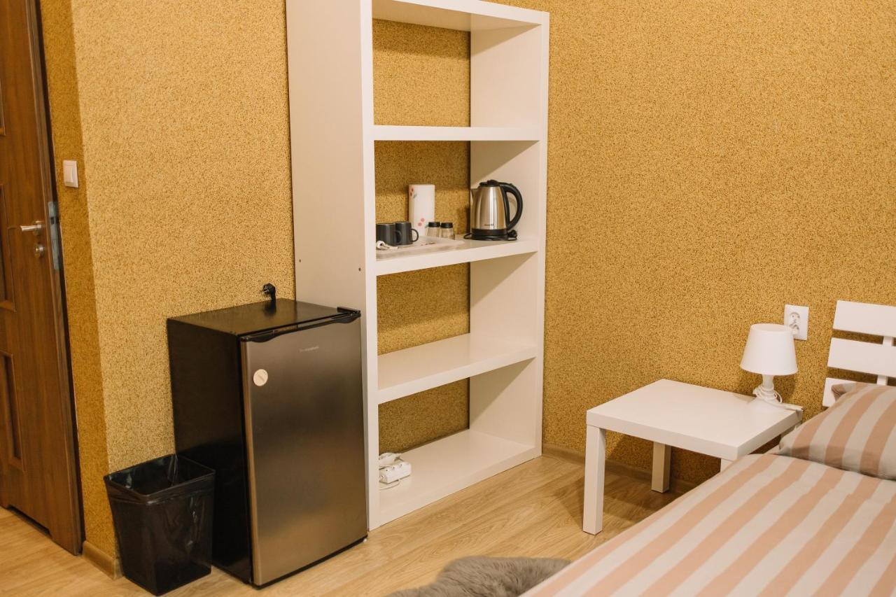 West13 Guest Rooms Krasków Eksteriør bilde