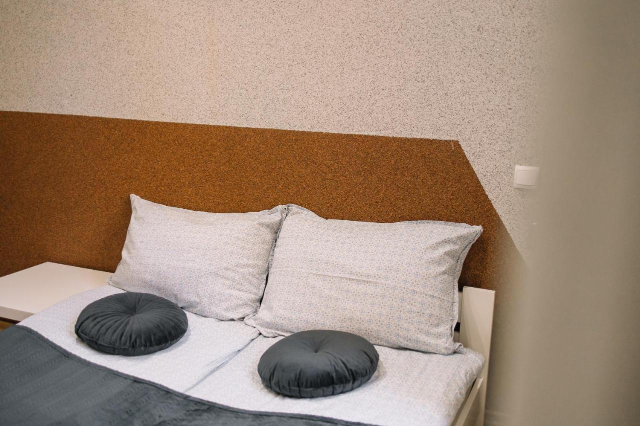 West13 Guest Rooms Krasków Eksteriør bilde