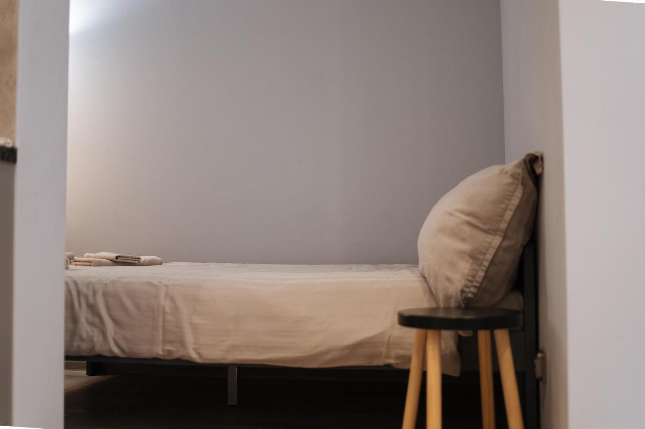 West13 Guest Rooms Krasków Eksteriør bilde